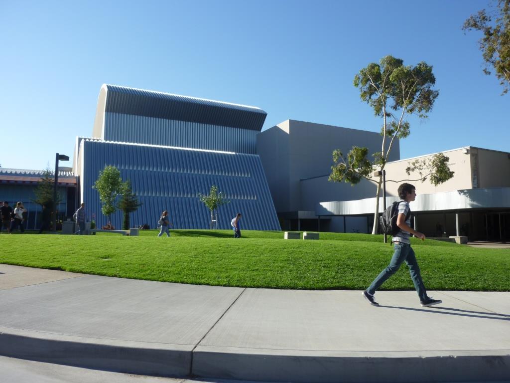 building and lawn at the campus of the partner university