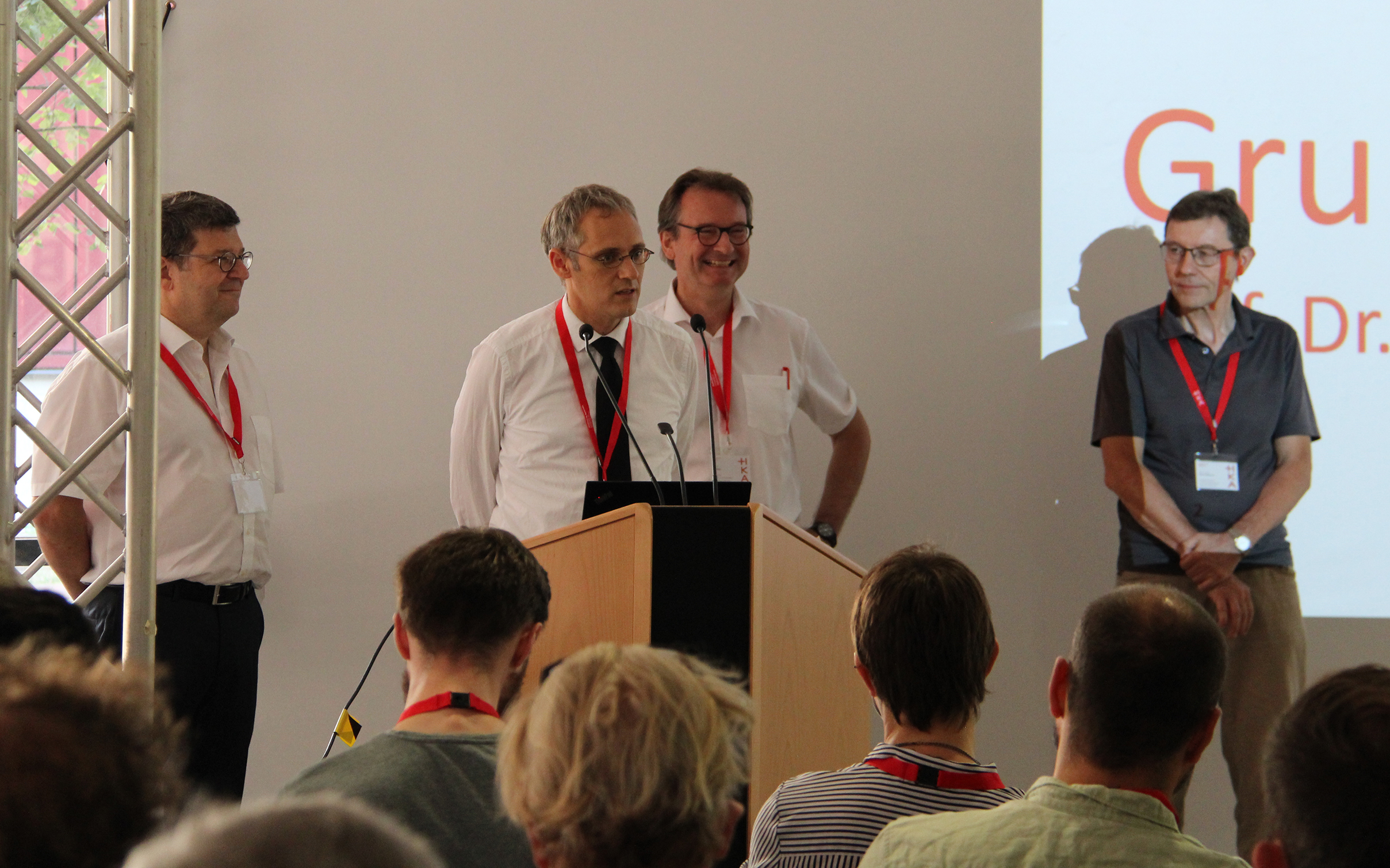 Eröffnung Fahrradlabor Eröffnung des Fahrradlabors durch Prof. Dr. Christoph Hupfer, Prof. Dr. Jochen Eckart, Prof. Dr. Jan Riel und Prof. Dr. Klaus Wolfrum (v. l. n. r.)