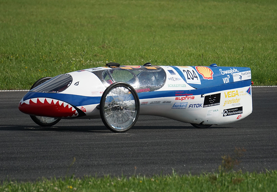 HKA-Team knackt mit selbst entwickeltem Brennstoffzellen-Fahrzeug erstmals 1000-km-Marke