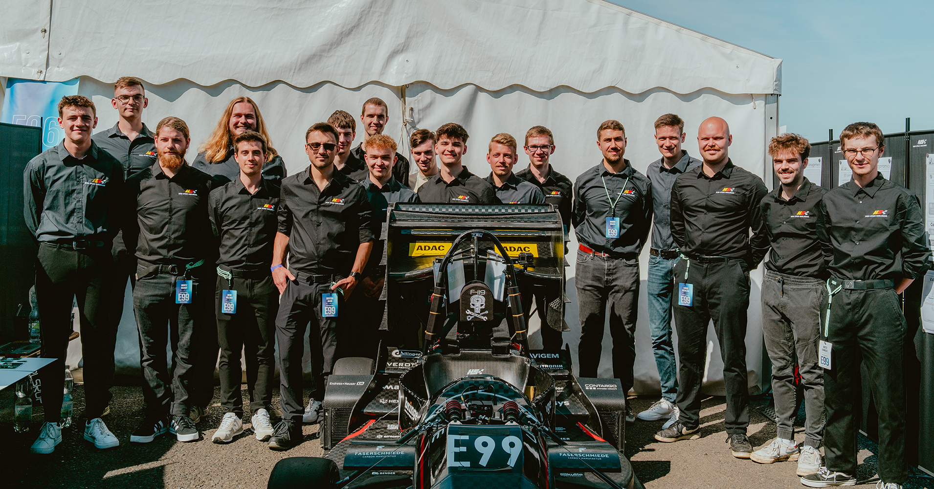 Team High Speed Karlsruhe der HKA startet mit seinem neuen Rennwa-gen „F-119“ in die studentischen Wettwerbe in Kroatien, Tschechien und auf dem Hockenheimring
