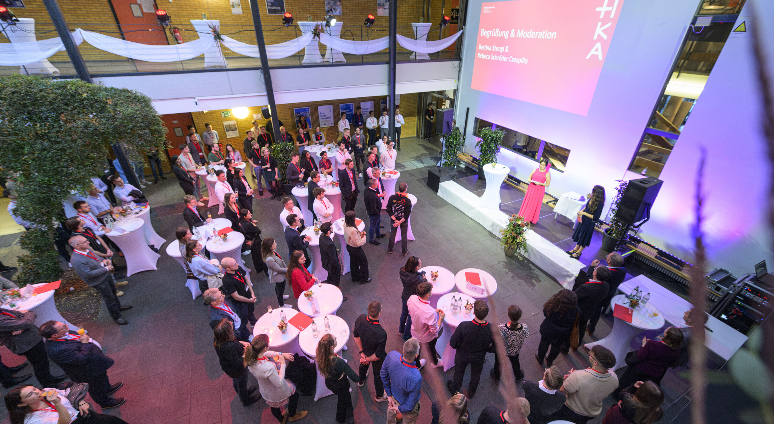 Erfolgreiche Talentförderung an der HKA: 20 Jahre Karrieremesse CareerContacts