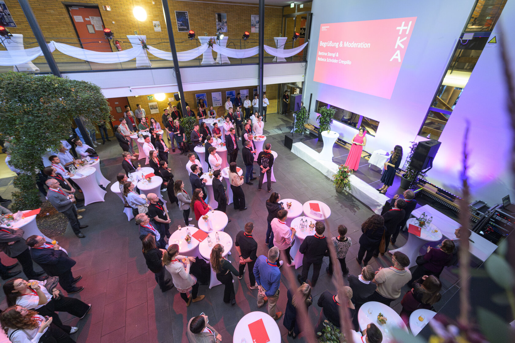 Erfolgreiche Talentförderung an der HKA: 20 Jahre Karrieremesse CareerContacts
