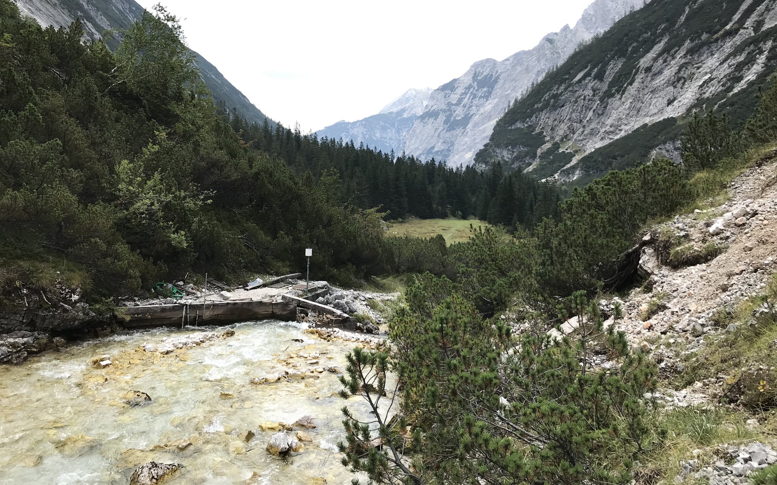 Projekt Waterwise, alpine Gebirgslandschaft mit Flusslauf; Copyright: Till Rehm, UFS GmbH Projekt Waterwise, alpine Gebirgslandschaft mit Flusslauf; Copyright: Till Rehm, UFS GmbH