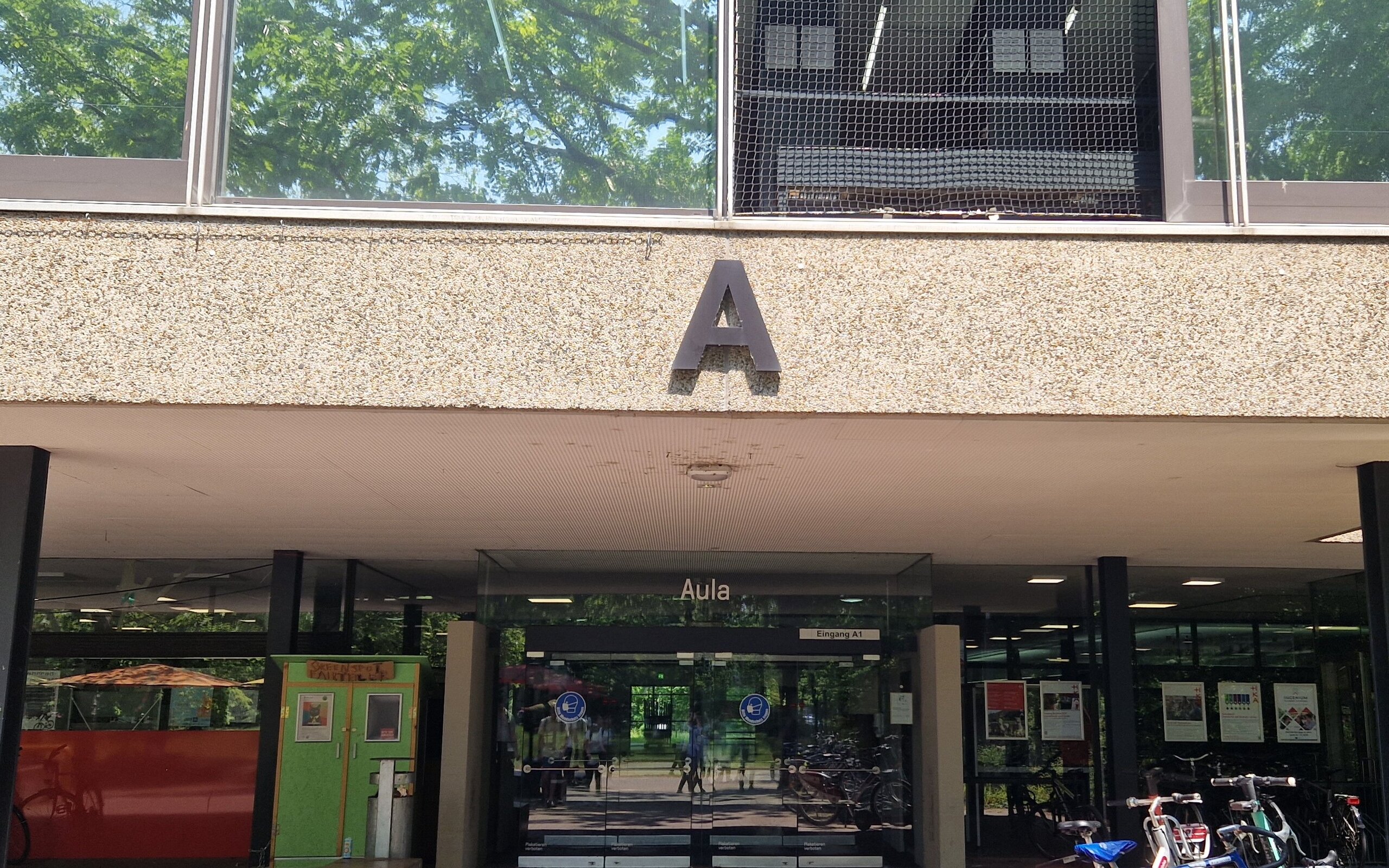 Gebäude der HKA
