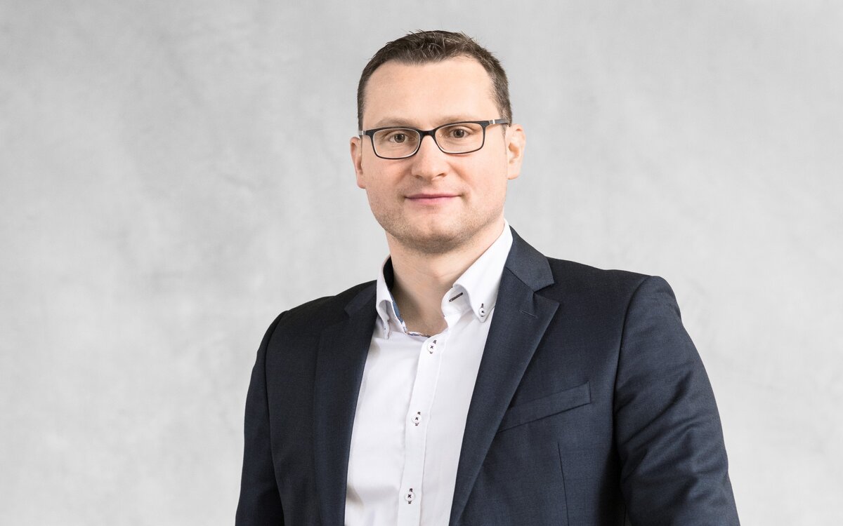 Profilbild Prof. Robin Langebach