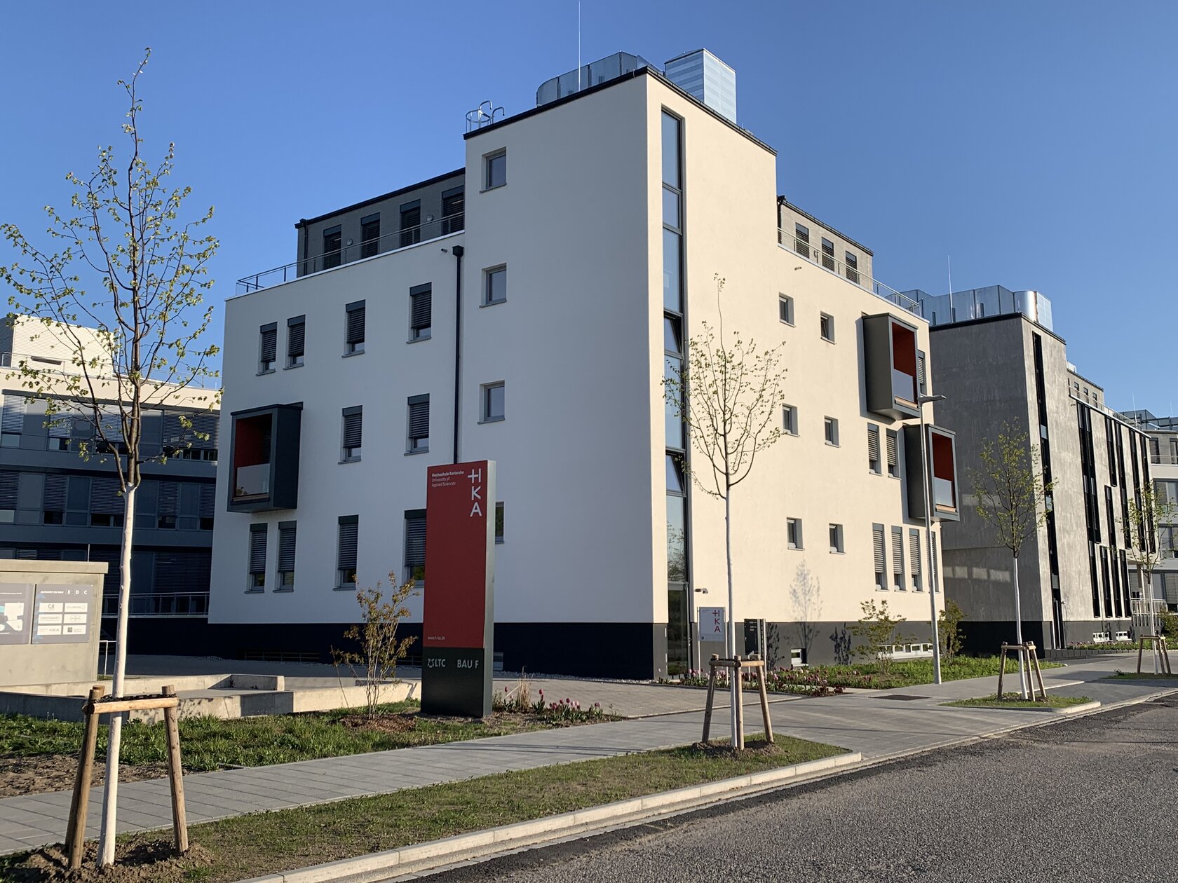 Standort Technologiepark Gebäude TP, Gebäude F