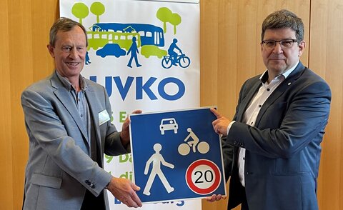 Wanderpokal der BUVKO geht an Prof. Dr. Christoph Hupfer