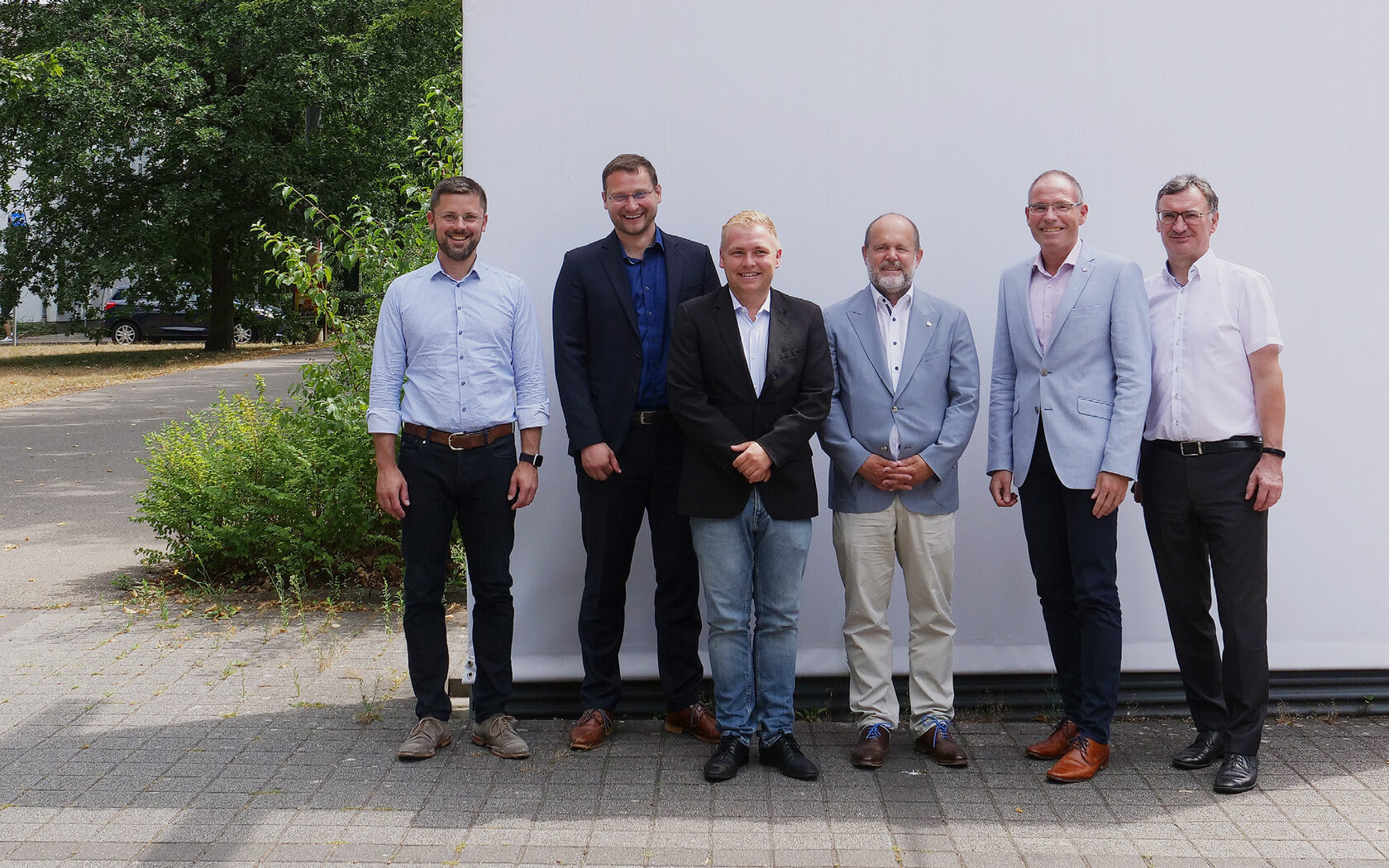 Prof. Dr. Stephan Seiter (FDP, MdB, zu Gast an der HKA Gruppenfoto der Gesprächspartner