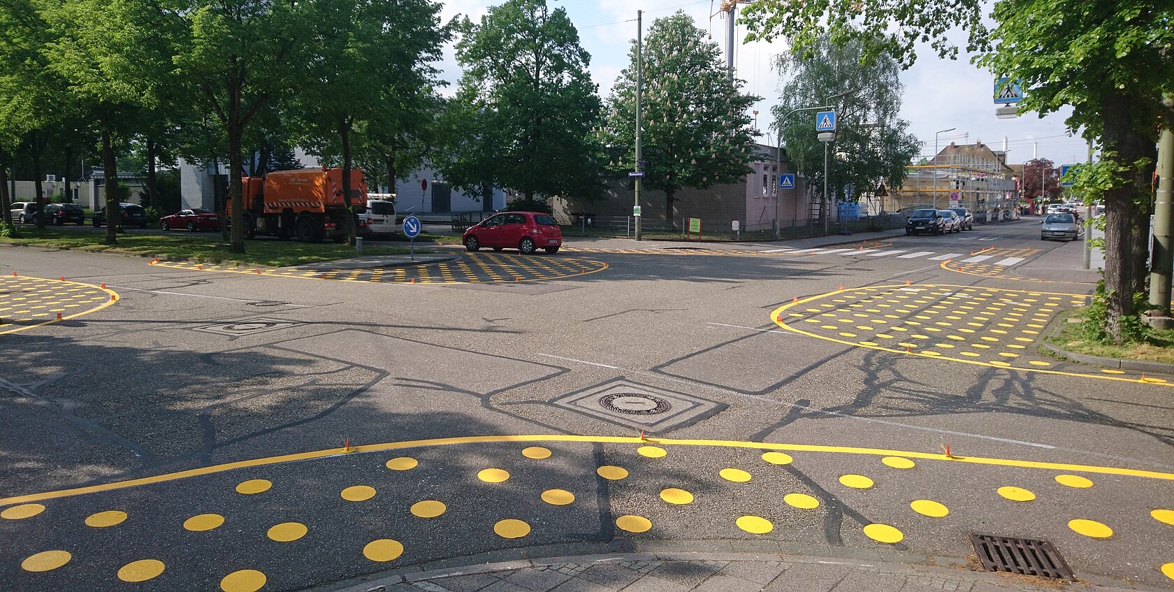 Markierte Fußverkehrsflächen in Knielingen