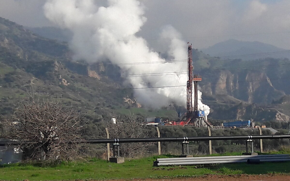 Bohrlöchern mit Tiefen bis zu 2000 Metern in Aydin (Türkei)