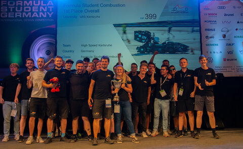 Team auf der B&uuml;hne