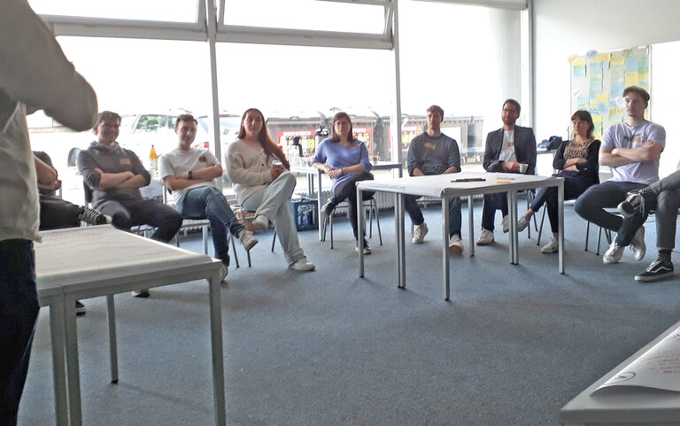 Die Teilnehmer des ersten Open Geo-Data-Science Space Workshops 
