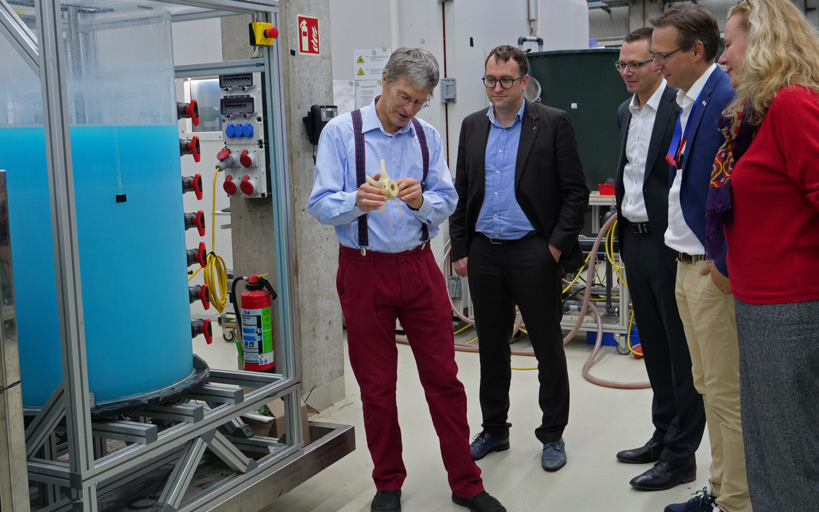 Institut für Kälte-, Klima- und Umweltschutz an der HKA Prof. Dr. Michael Kauffel mit Stiftern der Stiftungsprofessur Wärmepumpen