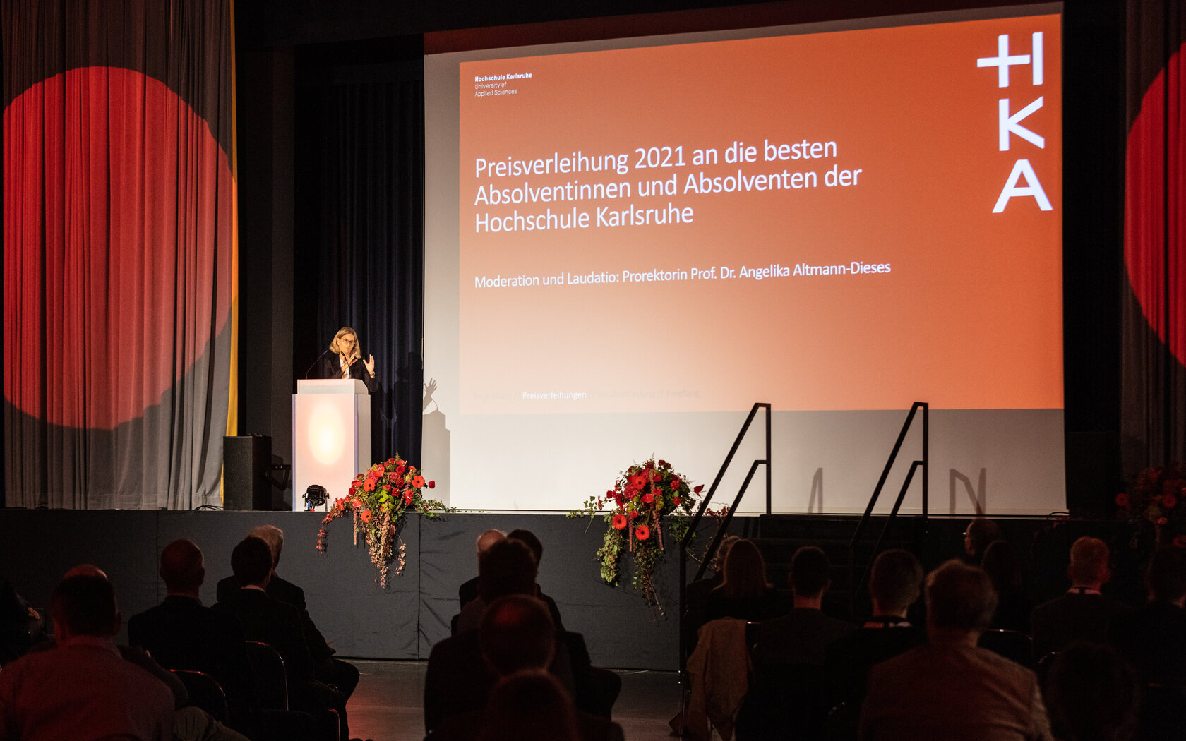 Prorektorin Prof. Dr. Angelika Altmann-Dieses